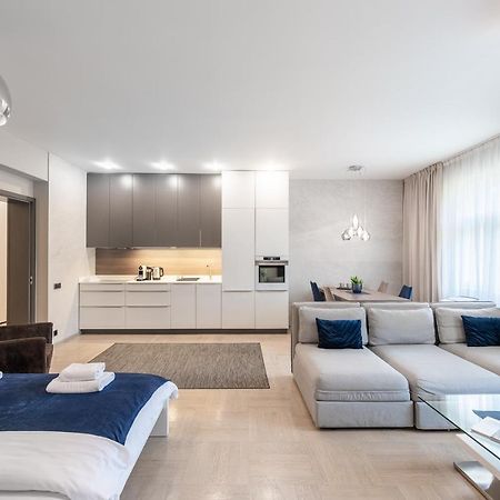 New Luxury Apt With Ac&Parking In The Center Of Prague Apartment Exterior foto