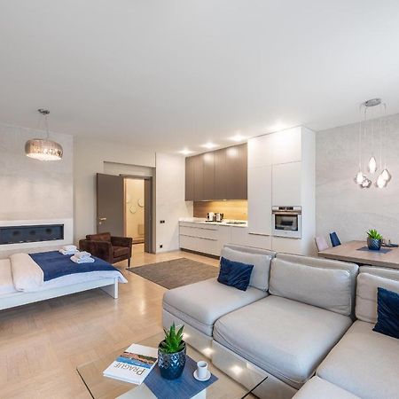 New Luxury Apt With Ac&Parking In The Center Of Prague Apartment Exterior foto